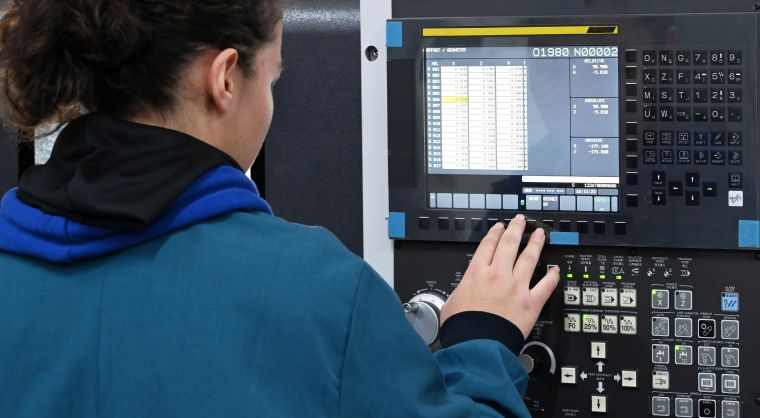 Essential CNC Machine Maintenance Tips to Maximize Uptime and Cut Quality